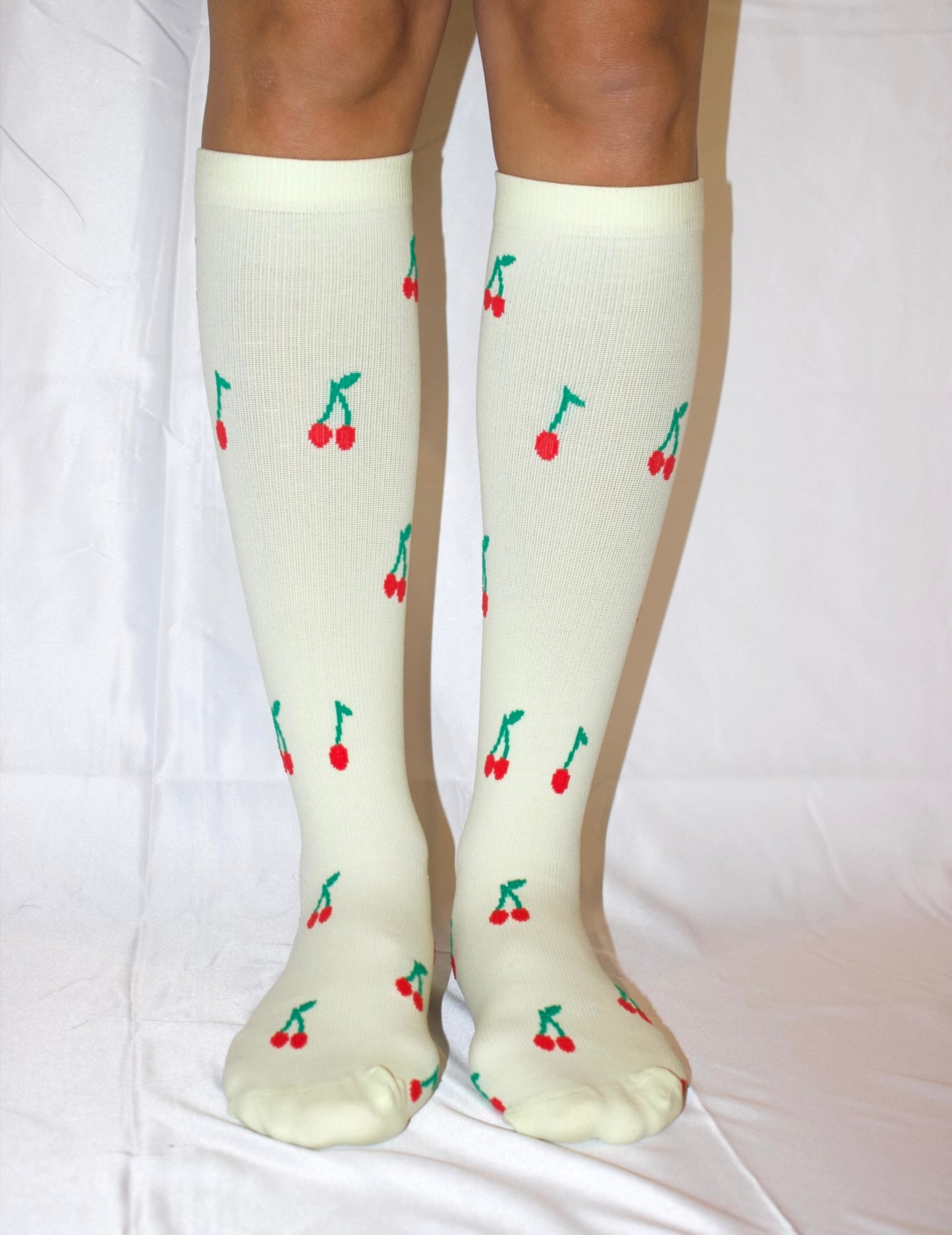 The Kate Sock – Cherry Compression Socks – 15–20 mmHg Compression for Travel, Work, and Fitness – Pale Yellow Cherry Print