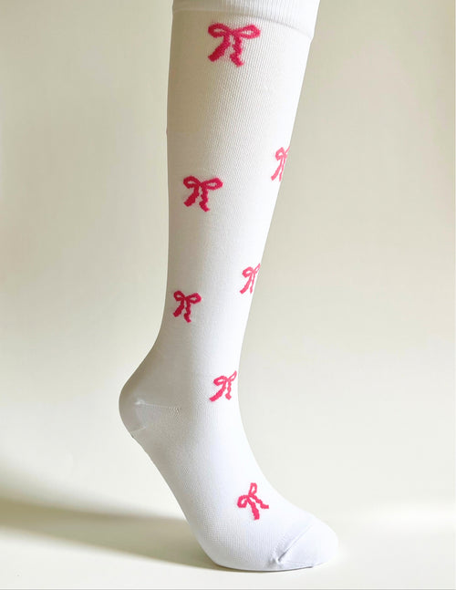 The Shea Sock – Cute Compression Socks| White with Pink Bows | 15-20 mmHg Support