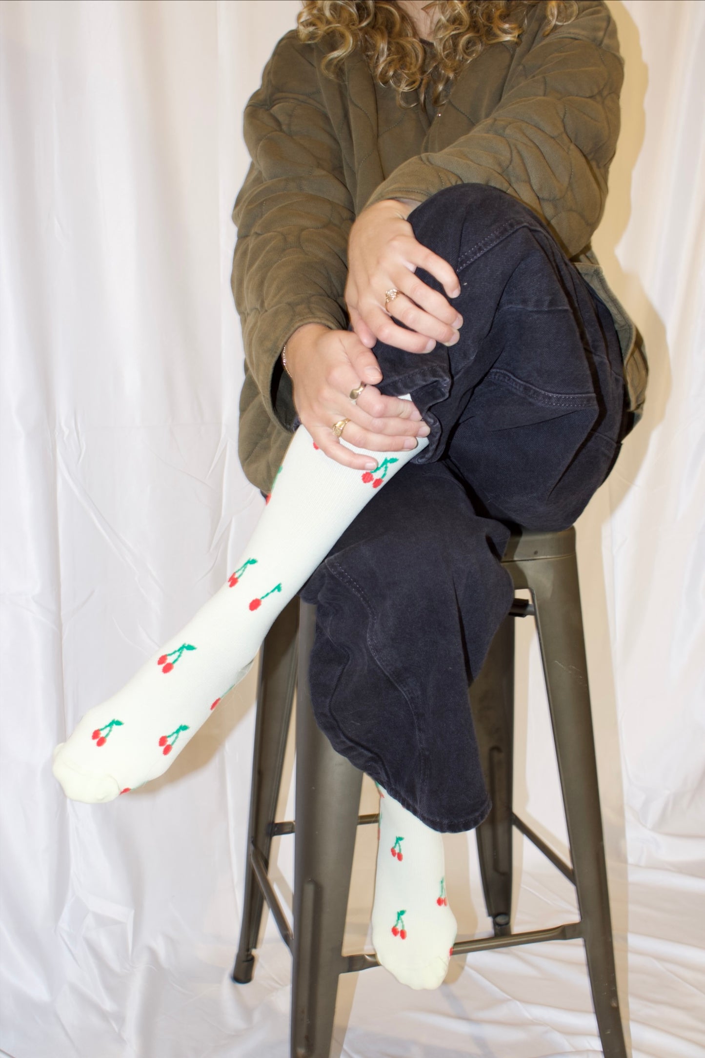 The Kate Sock – Cherry Compression Socks – 15–20 mmHg Compression for Travel, Work, and Fitness – Pale Yellow Cherry Print