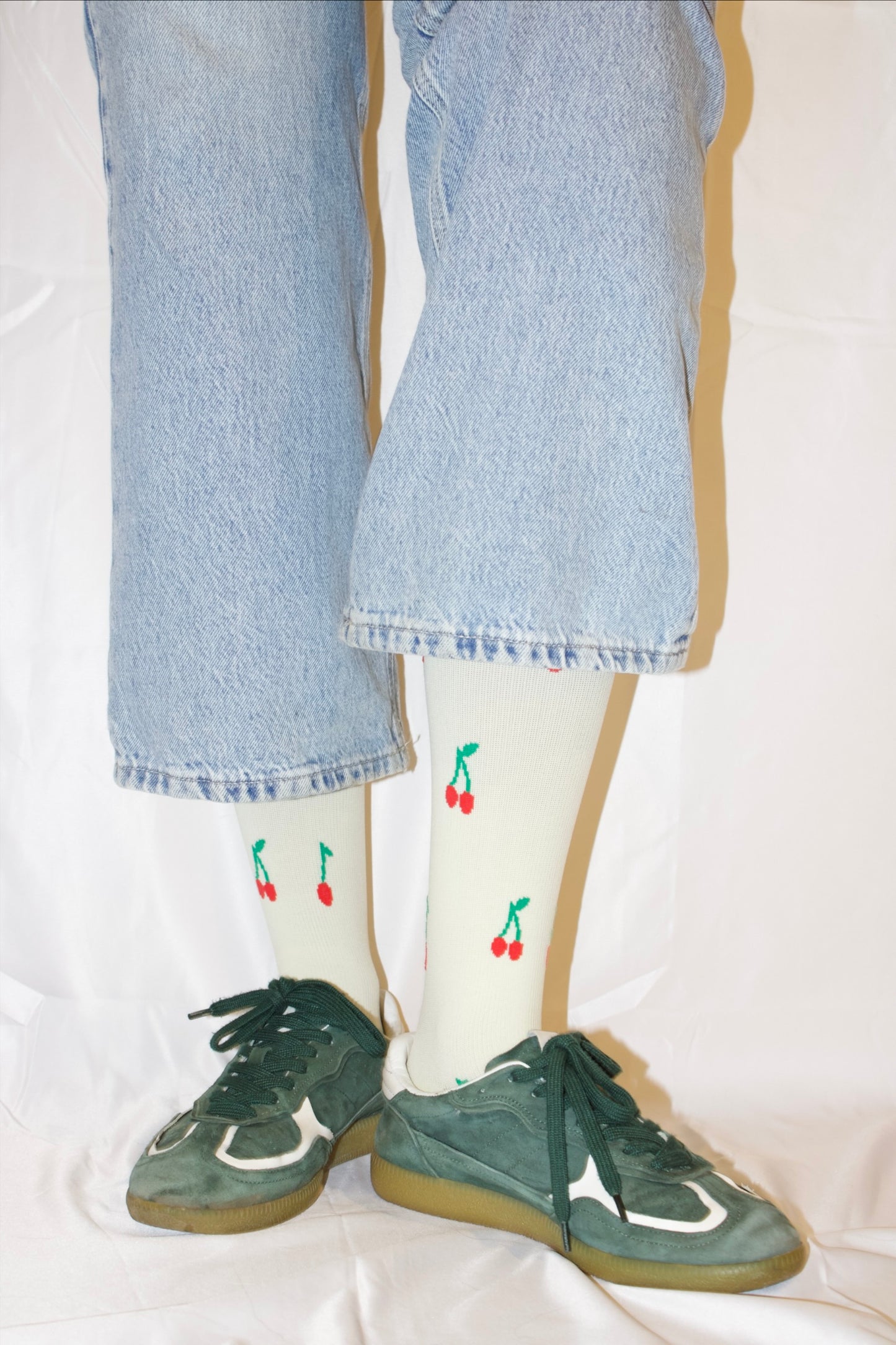 The Kate Sock – Cherry Compression Socks – 15–20 mmHg Compression for Travel, Work, and Fitness – Pale Yellow Cherry Print